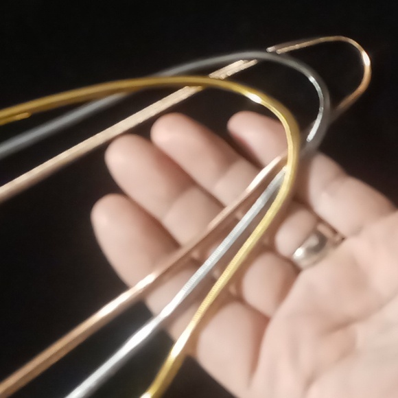 Mixed metal layered 3 chains rose gold,silver & gold tone flattened Snake chain - Picture 3 of 4